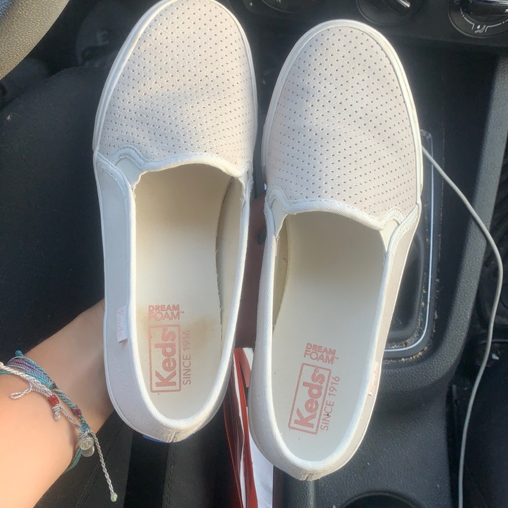 Dream foam keds size 7